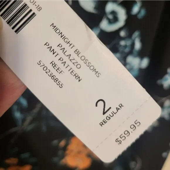 #73 Chico's Midnight Blossoms Floral Palazzo Pants, Plus Size Chico's 2 (12) NEW - Picture 6 of 6